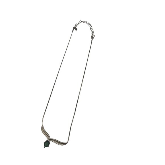 Silver Necklace With Emerald Green Teardrop Pendant Swarovski Rhinestones Chain - Picture 4 of 5